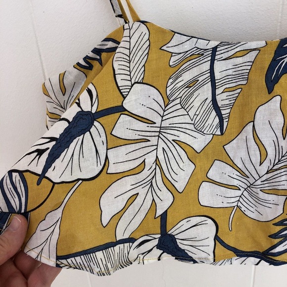 L’ATISTE Tropical Palm Crop Tank Top Spaghetti Strap Yellow White Women’s Small‎ - Picture 3 of 11